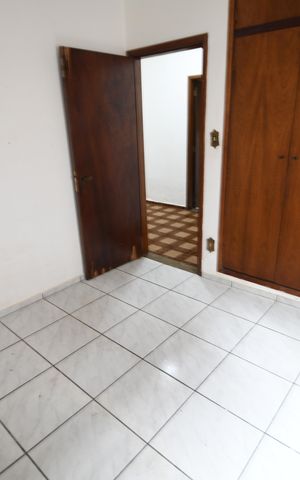 Casa à venda com 200m², 3 quartos e 3 vagasQuarto 2