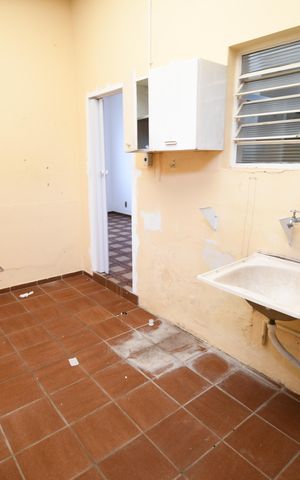 Casa à venda com 200m², 3 quartos e 3 vagasÁrea de Serviço