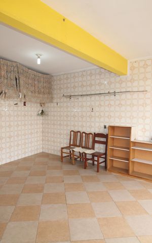Casa à venda com 173m², 3 quartos e 6 vagasÁrea de Serviço