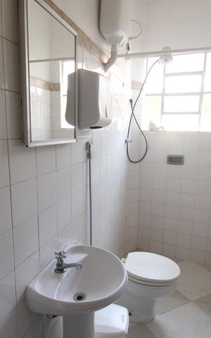 Casa à venda com 173m², 3 quartos e 6 vagasQuarto 4 - Banheiro