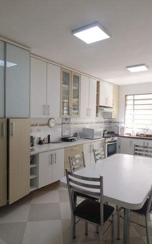 Casa à venda com 173m², 3 quartos e 6 vagasCozinha