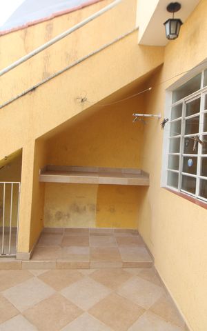Casa à venda com 173m², 3 quartos e 6 vagasÁrea de Serviço