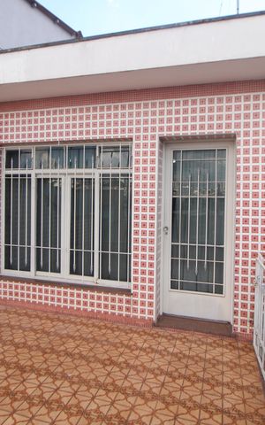 Casa à venda com 173m², 3 quartos e 6 vagasQuintal