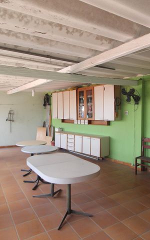 Casa à venda com 173m², 3 quartos e 6 vagasÁrea Comum