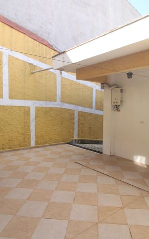 Casa à venda com 173m², 3 quartos e 6 vagasÁrea de Serviço