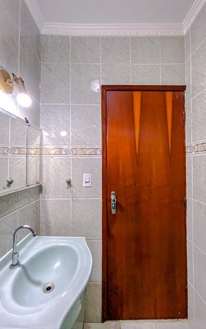 Casa à venda com 200m², 4 quartos e 1 vagaBanheiro