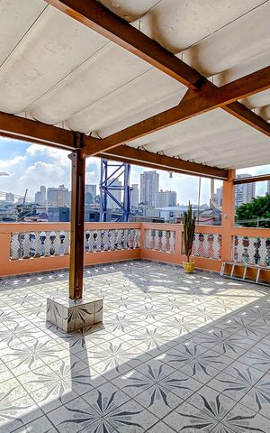 Casa à venda com 200m², 4 quartos e 1 vagaÁrea externa