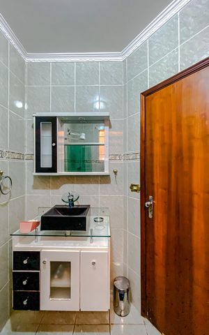 Casa à venda com 260m², 4 quartos e 1 vagaBanheiro da Suíte
