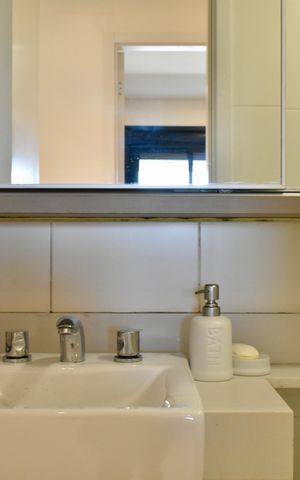 Apartamento à venda com 84m², 2 quartos e 1 vaga Apartamento à venda com 84m², 2 quartos e 1 vagaBanheiro Social