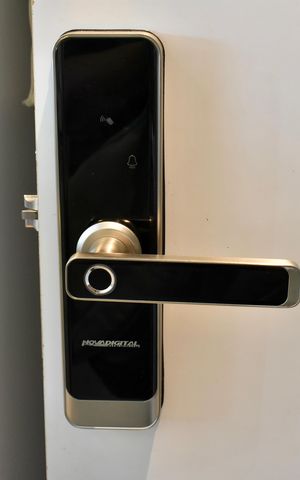 Apartamento à venda com 84m², 2 quartos e 1 vaga Apartamento à venda com 84m², 2 quartos e 1 vagaFechadura