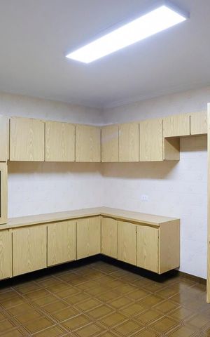 Casa à venda com 240m², 3 quartos e 2 vagasCozinha