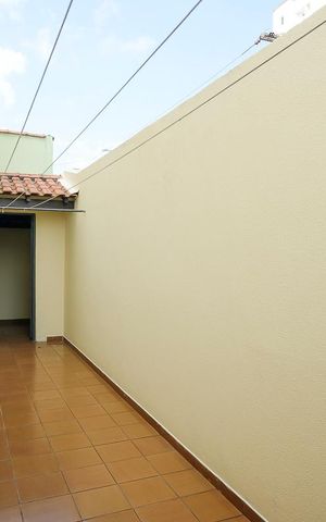 Casa à venda com 240m², 3 quartos e 2 vagasQuintal