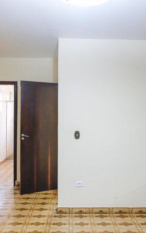 Casa à venda com 240m², 3 quartos e 2 vagasSuíte