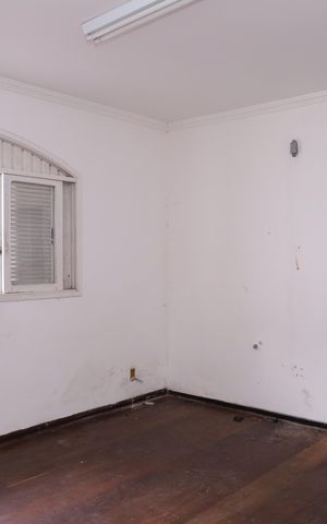 Casa à venda com 400m², 4 quartos e 6 vagasQuarto 3 - Suíte