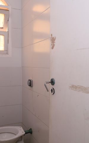 Casa à venda com 400m², 4 quartos e 6 vagasBanheiro 3