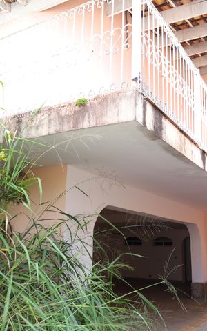 Casa à venda com 400m², 4 quartos e 6 vagasVaranda