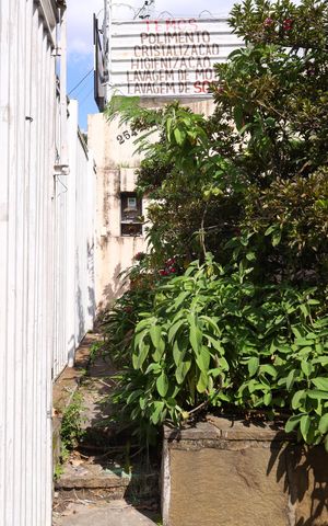 Casa à venda com 400m², 4 quartos e 6 vagasVaranda