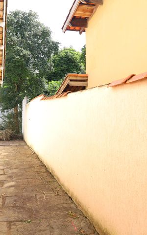 Casa à venda com 400m², 4 quartos e 6 vagasCorredor lateral