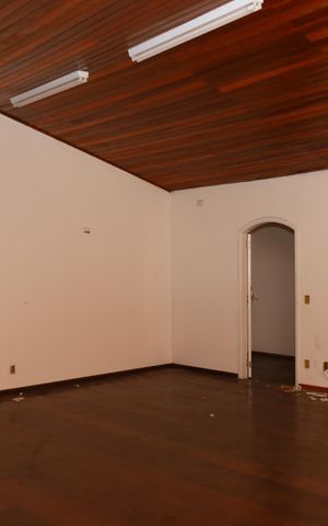 Casa à venda com 400m², 4 quartos e 6 vagasMezanino da sala