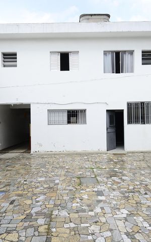 Casa para alugar com 350m², 5 quartos e 2 vagasQuintal