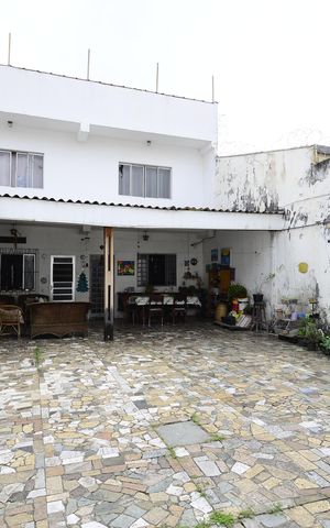Casa para alugar com 350m², 5 quartos e 2 vagasQuintal