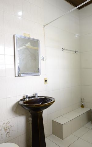 Casa para alugar com 350m², 5 quartos e 2 vagasBanheiro da Suíte 1