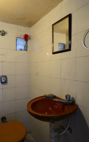 Casa para alugar com 350m², 5 quartos e 2 vagasBanheiro Social