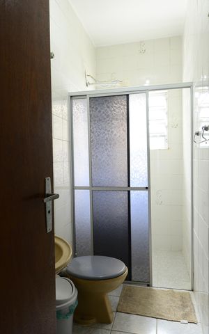 Casa para alugar com 350m², 5 quartos e 2 vagasBanheiro da Suíte 2