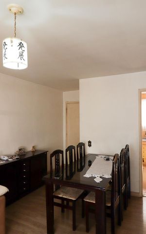 Apartamento à venda com 145m², 3 quartos e 1 vaga Apartamento à venda com 145m², 3 quartos e 1 vagaSala