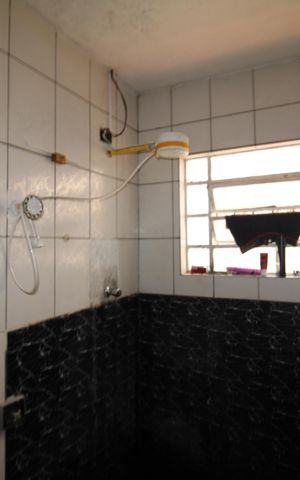 Casa à venda com 153m², 2 quartos e 1 vagaBanheiro Social