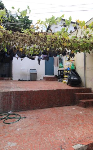 Casa à venda com 153m², 2 quartos e 1 vagaÁrea de Serviço