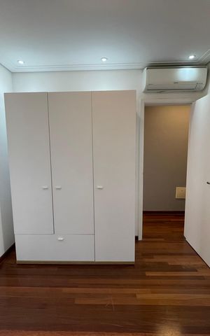 Apartamento à venda com 171m², 3 quartos e 3 vagas Apartamento à venda com 171m², 3 quartos e 3 vagasSuíte 3
