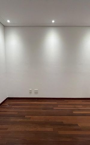 Apartamento à venda com 171m², 3 quartos e 3 vagas Apartamento à venda com 171m², 3 quartos e 3 vagasSuíte 2
