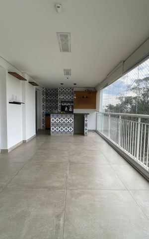 Apartamento à venda com 171m², 3 quartos e 3 vagas Apartamento à venda com 171m², 3 quartos e 3 vagasVaranda da Sala
