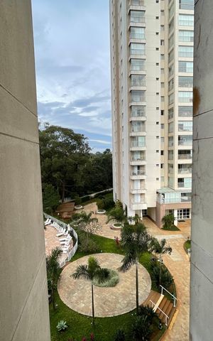Apartamento à venda com 171m², 3 quartos e 3 vagas Apartamento à venda com 171m², 3 quartos e 3 vagasVista da Varanda da Suíte 3
