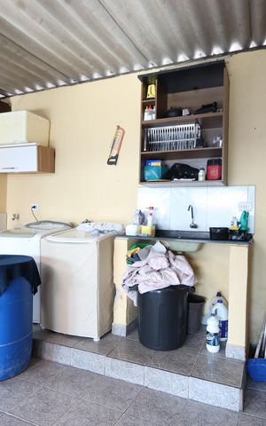 Casa para alugar com 120m², 3 quartos e sem vagaLavanderia