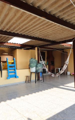 Casa para alugar com 120m², 3 quartos e sem vagaCobertura