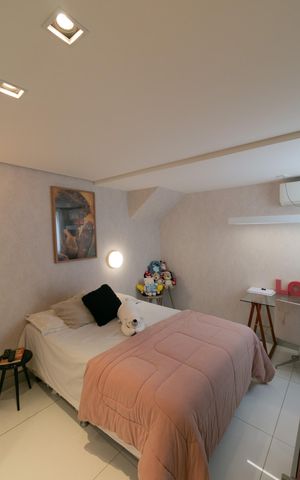 Apartamento à venda com 270m², 3 quartos e 3 vagas Apartamento à venda com 270m², 3 quartos e 3 vagasQuarto 2