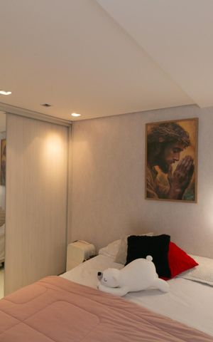 Apartamento à venda com 270m², 3 quartos e 3 vagas Apartamento à venda com 270m², 3 quartos e 3 vagasQuarto 2
