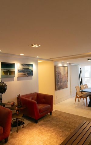 Apartamento à venda com 270m², 3 quartos e 3 vagas Apartamento à venda com 270m², 3 quartos e 3 vagasSala de Estar