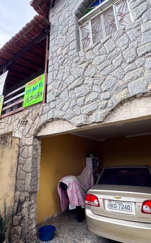 Casa à venda com 360m², 6 quartos e 2 vagas Casa à venda com 360m², 6 quartos e 2 vagasGaragem