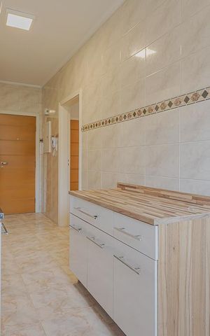 Apartamento à venda com 99m², 2 quartos e sem vagaCozinha