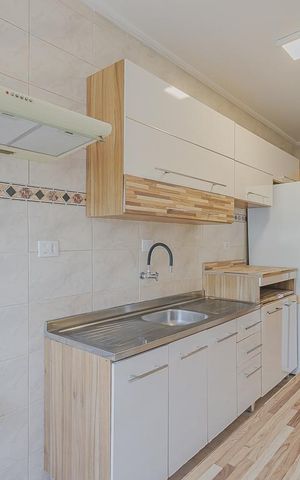 Apartamento à venda com 99m², 2 quartos e sem vagaCozinha