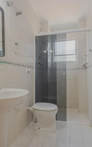 Apartamento à venda com 99m², 2 quartos e sem vagaBanheiro