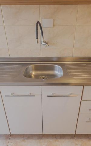 Apartamento à venda com 99m², 2 quartos e sem vagaCozinha