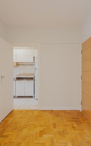 Apartamento à venda com 99m², 2 quartos e sem vagaSala