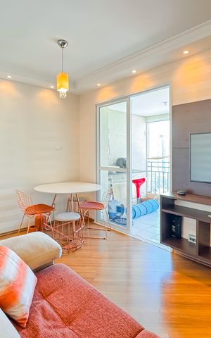 Apartamento à venda com 50m², 2 quartos e 1 vaga Apartamento à venda com 50m², 2 quartos e 1 vagaSala