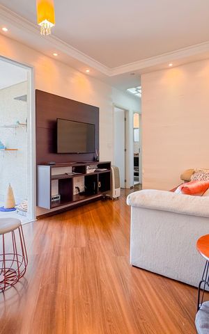Apartamento à venda com 50m², 2 quartos e 1 vaga Apartamento à venda com 50m², 2 quartos e 1 vagaSala