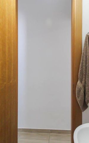 Casa à venda com 180m², 3 quartos e 2 vagasLavabo