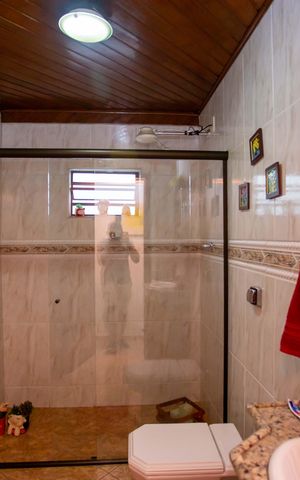 Casa para alugar com 250m², 3 quartos e 3 vagasBanheiro Social